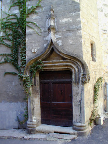 A beautiful doorway to yet another of Pézenas' fabulous buildings.